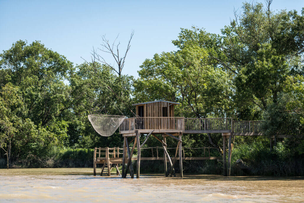A ‘carrelet on the banks of the Gironde estuary at Château Rauzan Ségla © Brice Braastad Episode II