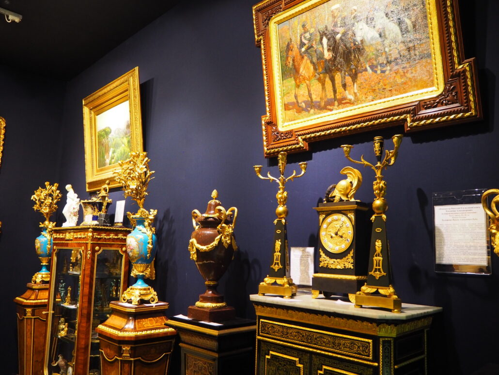 Антикварный салон 2021854