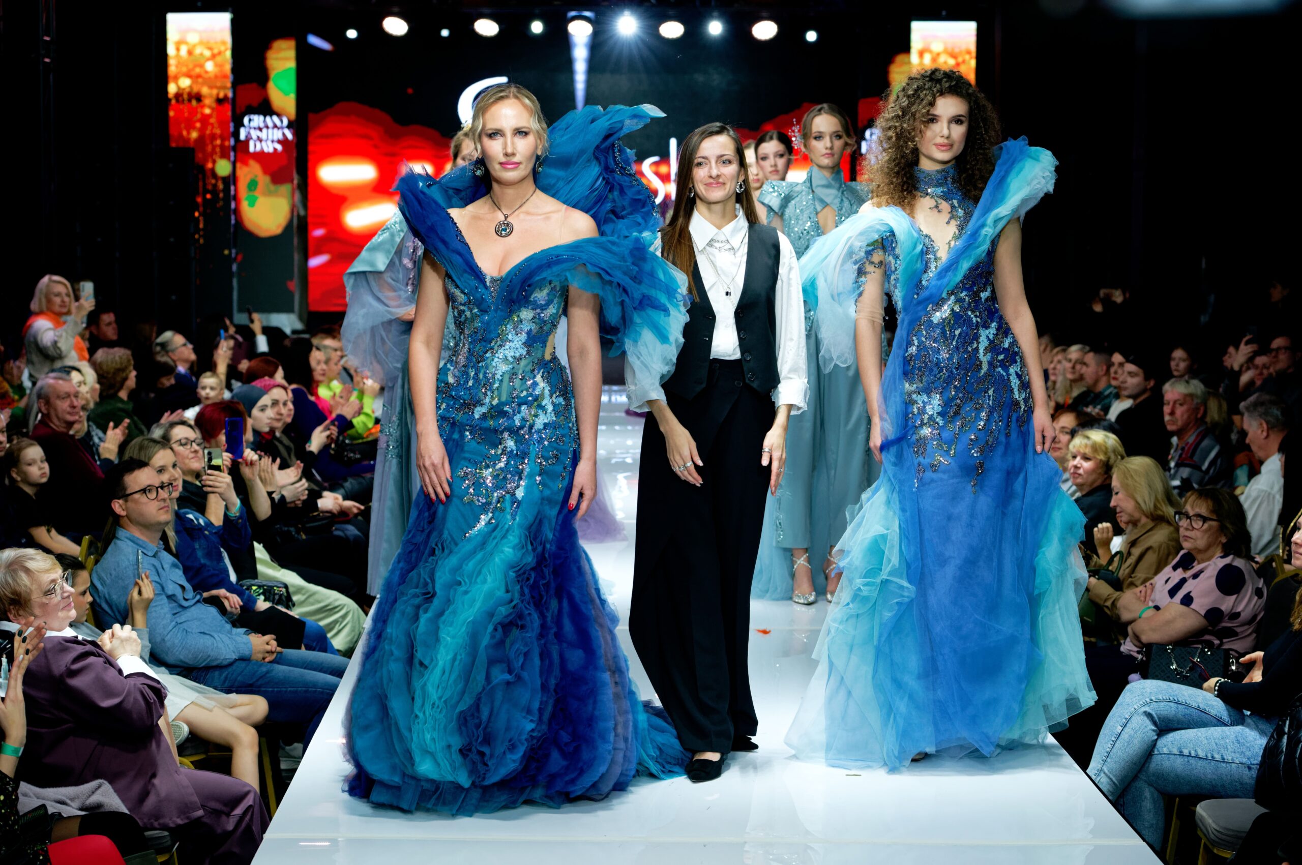 Гала-показы Grand fashion days-2024 под руководством Надин Дробиной прошли в Москве 6 дизайнер алексеева min scaled