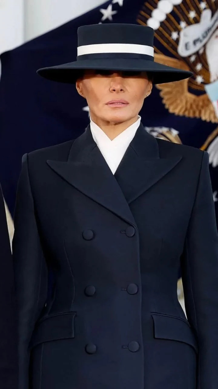 coat melania trump 1