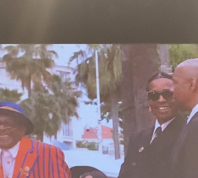 Cannes red carpetSizeRender 4