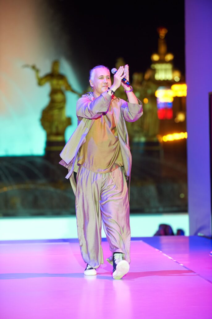 Бренды LENA KARNAUHOVA / Chilipin / Badra на Московской неделе моды 14 Лена Карнаухова 2025 3856