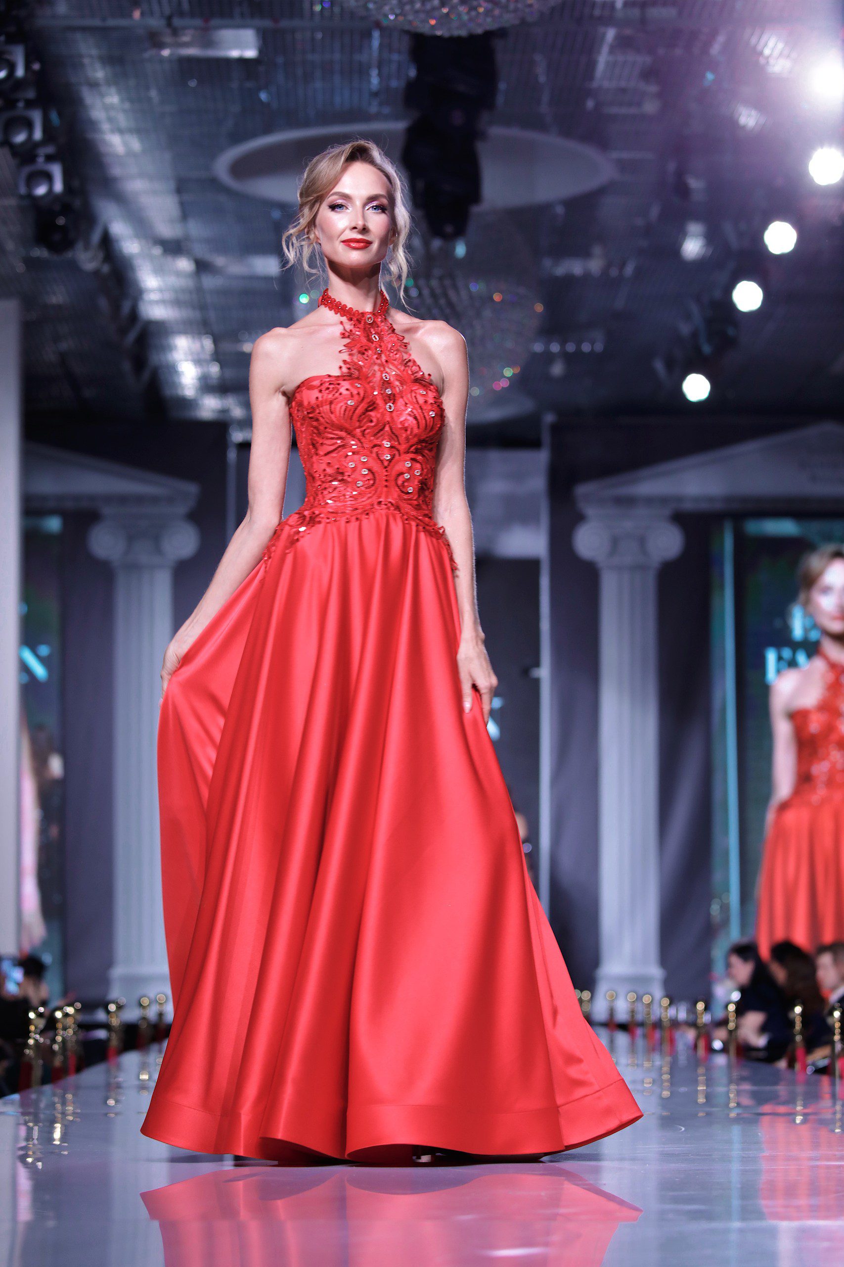 Черно-красная коллекция Углицких на Неделе моды Эстет 5 углицких корсеты платья066 resized