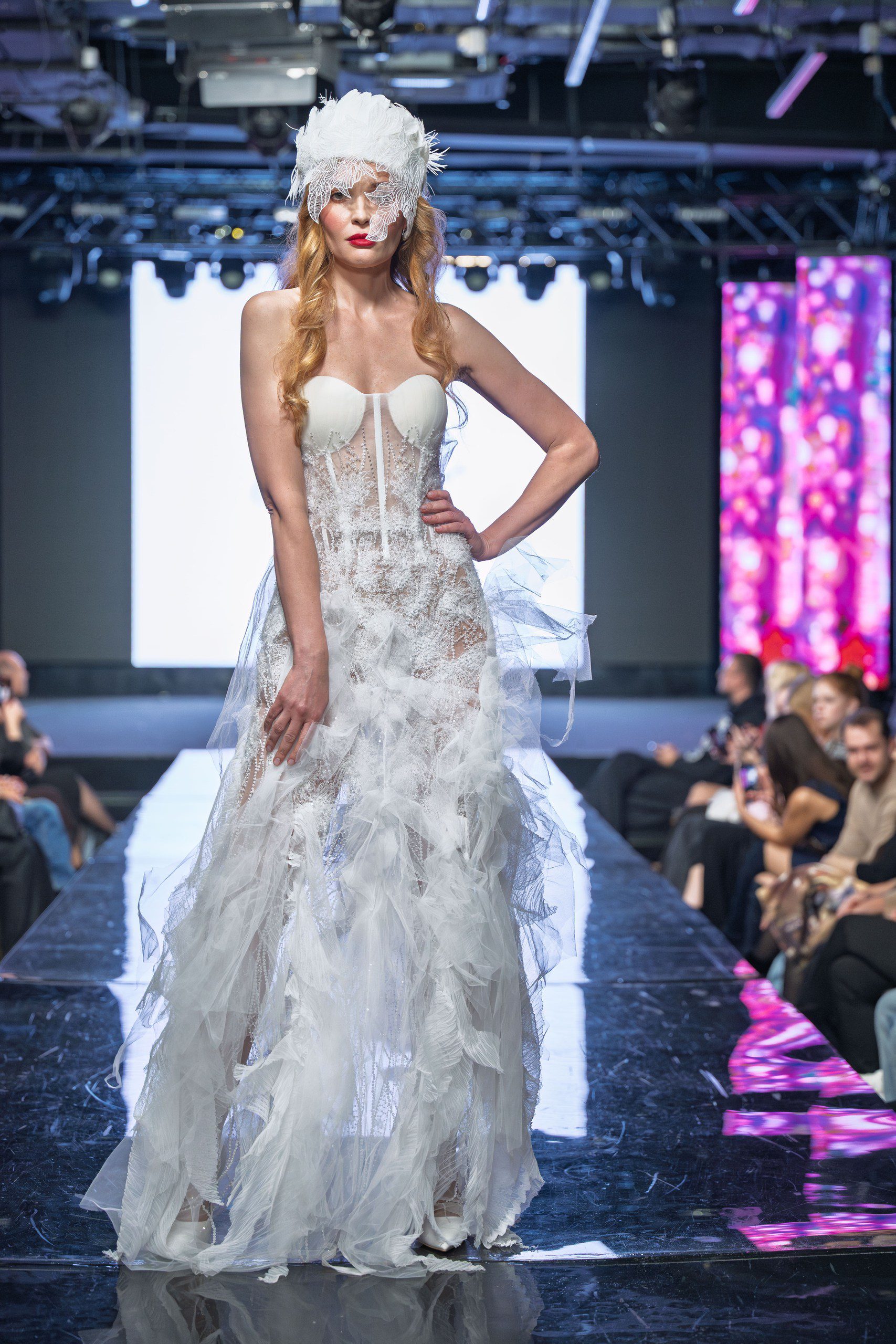 хрустальный манекенRU 20251025 2924 resized