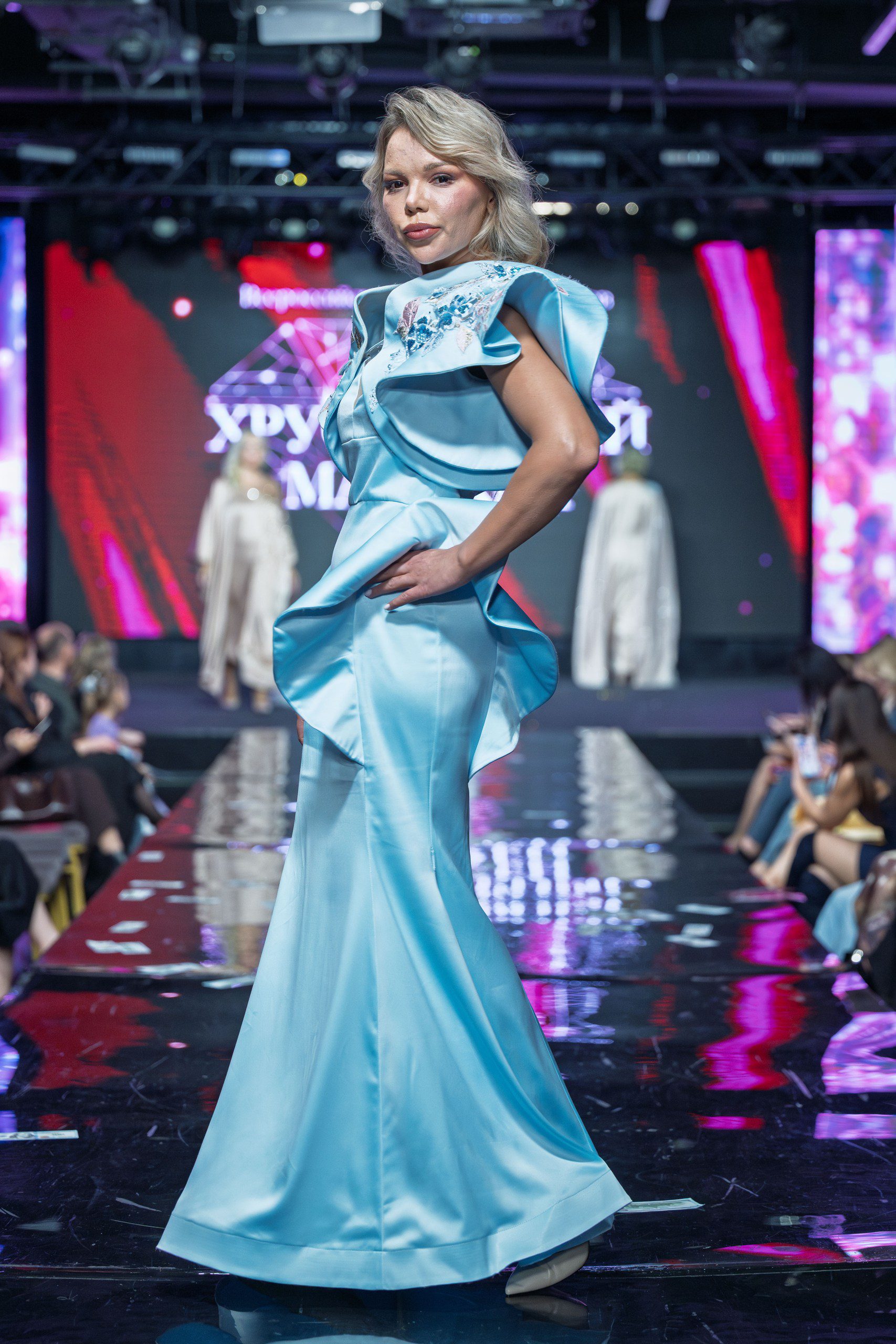 хрустальный манекенRU 20251025 4945 resized